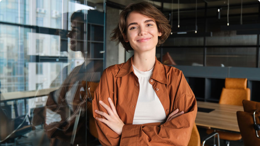 Use relevant keywords to improve the blog’s visibility in